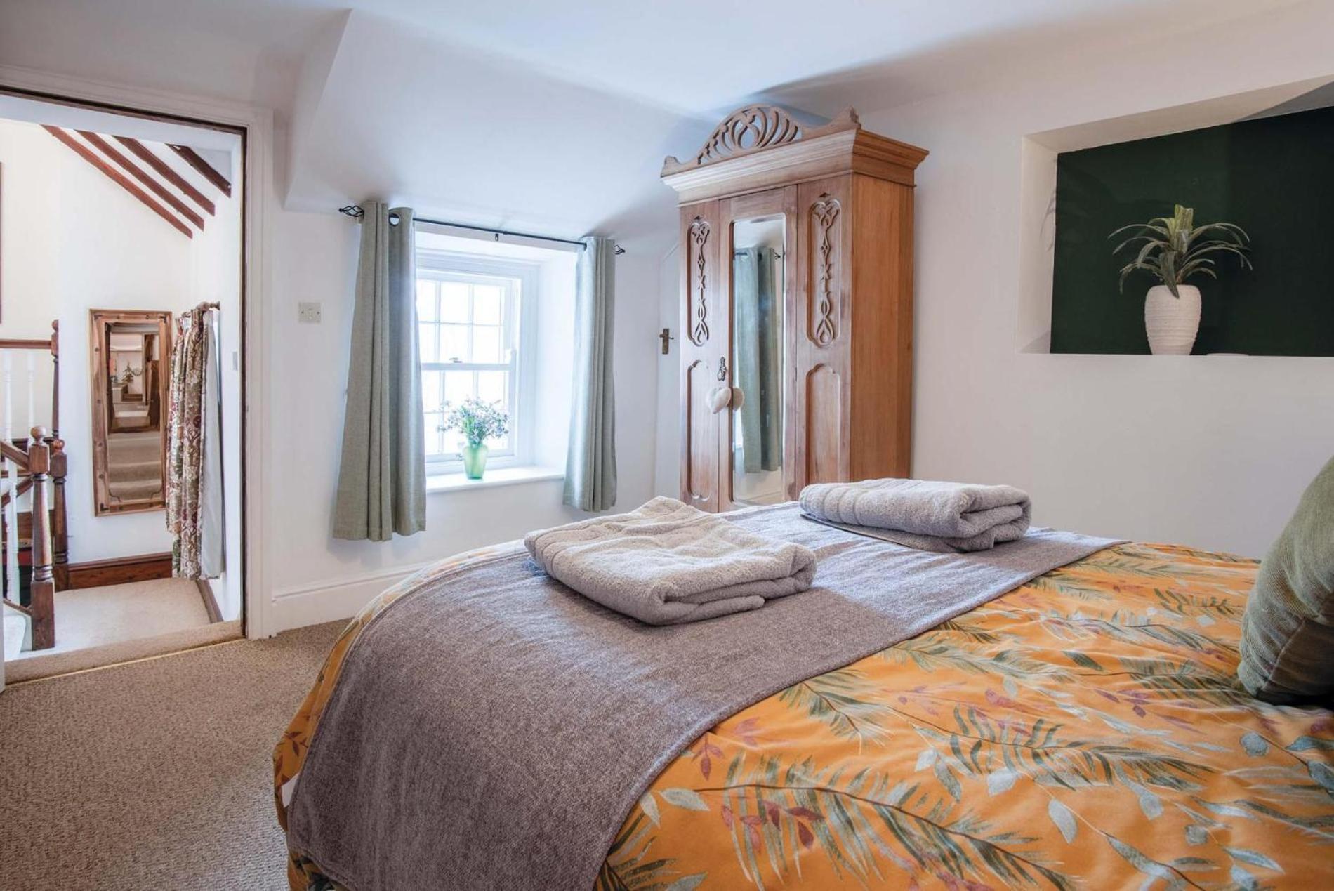 Hall House - 3 Bedroom Cottage - Saint Florence Экстерьер фото