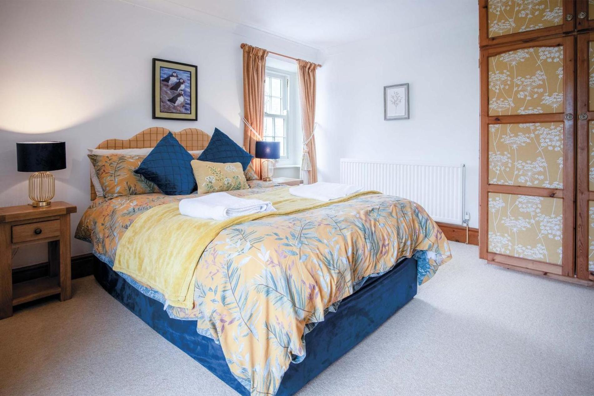 Hall House - 3 Bedroom Cottage - Saint Florence Экстерьер фото